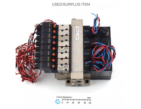 SMC 4x ZX-05 Vacuum Ejectors + 8x VJ324M in Manifold [USED]