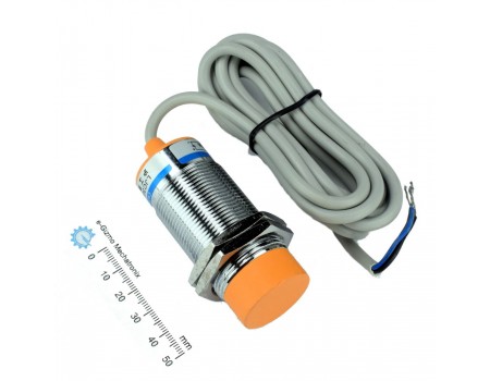 LJC30A3-H-Z/AY PNP Output Capacitive Proximity sensor 20mm Detection Distance