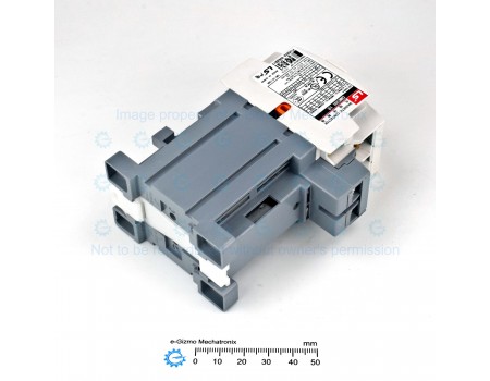 LS  Magnetic Contactor 4.5KW @ 240VAC 48VDC Coil 3-pole {USED]