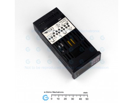 Toho Compact PID Temperature Controller with RS485 TTM-002 [Surplus]