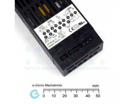 Toho Compact PID Temperature Controller with RS485 TTM-002 [Surplus]